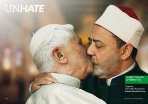 pope-sheikh-kiss-unhate-benetton